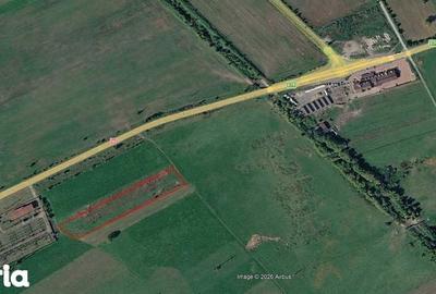 Teren de 7100 mp, în Central