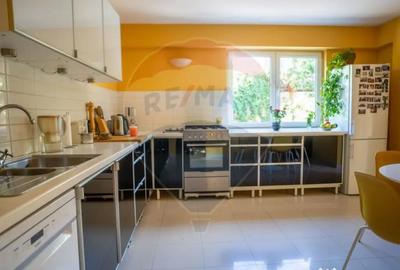 Casă cu 10 camere cu Teren 990 Mp în Sălaj - 8