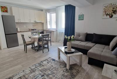 Apartament cu 2 camere decomandat, mobilat în Tractorul - 3