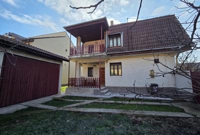 Casă individuală cu 4 camere cu Teren 335 Mp în Banu Mărăcine