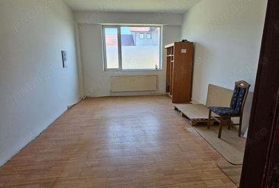 Spațiu comercial, de 45 mp, în Săveni - 4