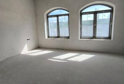 Casă cu 4 camere în Șura Mică - 1