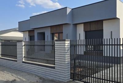 Casă cu 4 camere în Sântandrei - 4