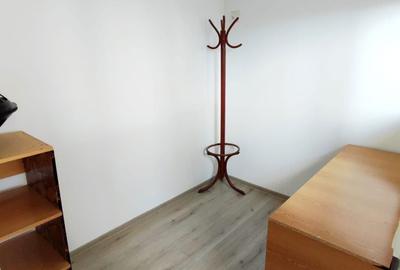 Spațiu comercial, de 700 mp, în Centură - 2