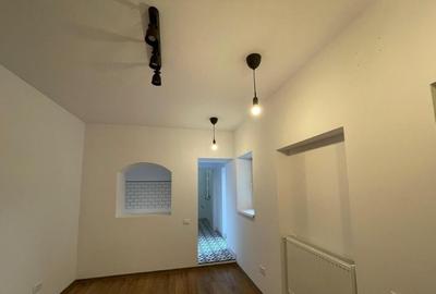 Vila, P+1, Zona Unirii, Central. - 11