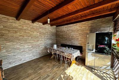 CASA DE VANZARE ZONA MONTANA - 12