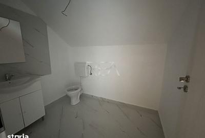 Casă cu 5 camere cu Teren 250 Mp în Central - 4