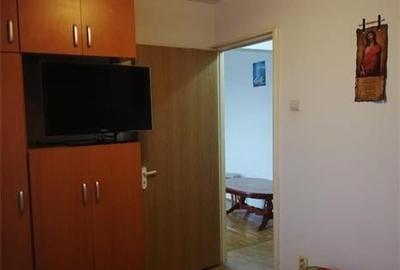 Apartament 2 camere Semidecomandat Aleea Secuilor - 9