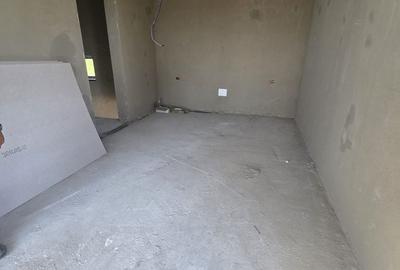 Casă cu 4 camere cu Teren 420 Mp în Calea București - 1