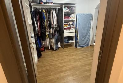 Apartament cu 4 camere decomandat în Central - 12