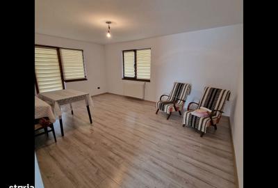 Casă cu 4 camere cu Teren 2676 Mp în Central - 13