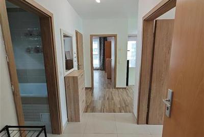 Apartament cu 2 camere decomandat, mobilat în Tractorul - 12