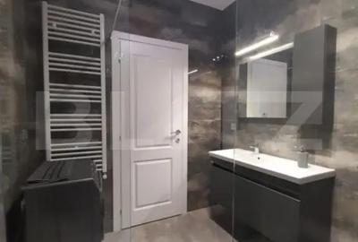 Apartament cu 3 camere decomandat în Livezeni - 8