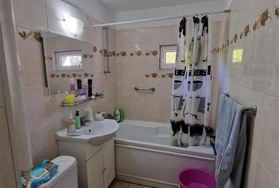 Apartament cu 4 camere decomandat în Nufărul - 14