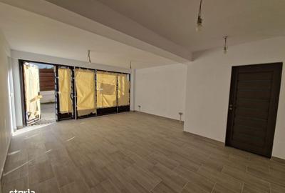 Spațiu comercial, de 176 mp, în Central - 10