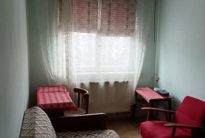 Apartament cu 3 camere semidecomandat în George Enescu - 6