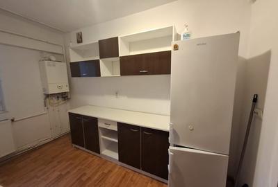 INCHIRIERE-APARTAMENT 3 CAMERE-DECOMANDAT-CENTRU - 8