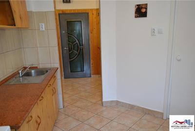 Apartament cu 2 Camere de Inchiriat in Zona Tudor - 8