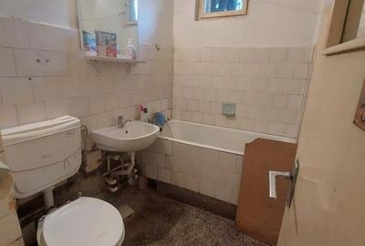 Apartament cu 3 camere decomandat în Central - 1