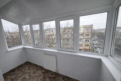 Apartament cu 3 camere semidecomandat în Micro 16 - 6