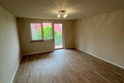 Apartament cu 3 camere decomandat în Burdea - 3