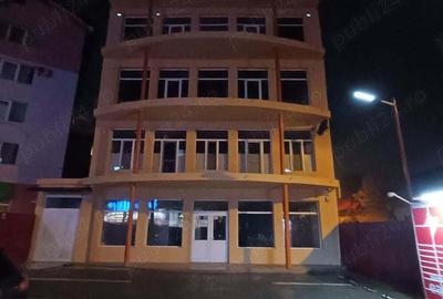 Spațiu comercial, de 300 mp, în Gara de Sud - 1