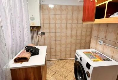 Apartament cu 3 camere decomandat în Alexandru cel Bun - 2