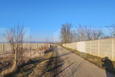 Teren de 1677 mp, în Central - 2