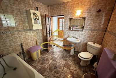 Casă individuală cu 4 camere cu Canalizare în CFR - 21