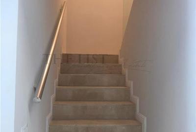 Casă cu 5 camere cu Teren 300 Mp în Pipera - 17