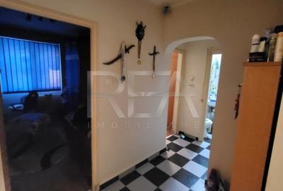 Apartament 3 Camere , Decomandat , Etaj 1/10 , Soseaua Giurgiului - 9