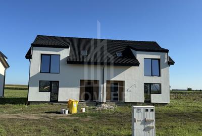 Duplex cu 4 camere cu Canalizare în Șura Mică - 6