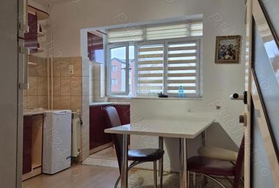 Apartament cu 2 camere decomandat în Central - 3