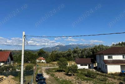 Casă cu 3 camere cu Teren 2037 Mp în Vulcan - 3