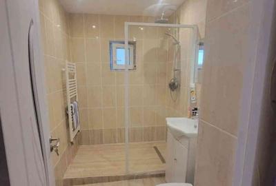 Apartament cu 2 camere decomandat în Micro 3 - 7