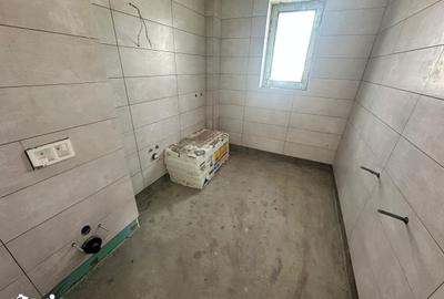 Casă cu 4 camere cu Teren 130 Mp în Central - 7