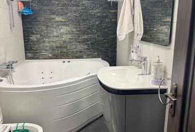 Apartament cu 2 camere decomandat în Exterior Vest - 4