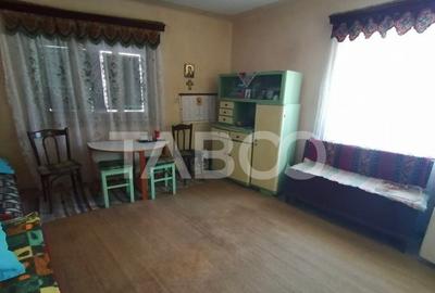 Casă cu 5 camere cu Canalizare în Fântânele - 2