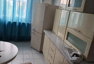 Apartament cu 2 camere decomandat în Central - 4