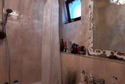 Casă individuală cu 7 camere cu Canalizare în Dămăroaia - 10