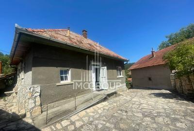 De vanzare casa in comuna Garbau Comision 0% - 1