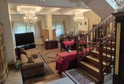 Casă individuală cu 12 camere cu Canalizare în Calea Moroieni - 6