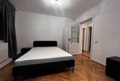 Apartament cu 3 camere decomandat în Trivale - 11