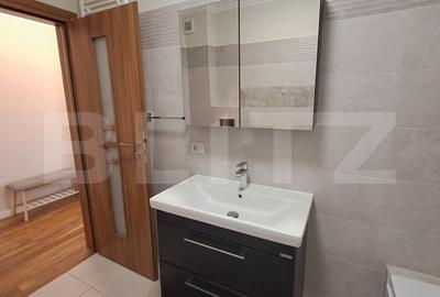 Apartament cu 2 camere decomandat, mobilat în Tractorul - 4