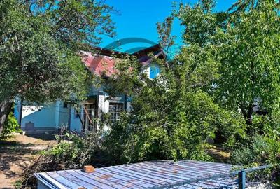 Casă cu 7 camere cu Teren 432 Mp în Central - 9