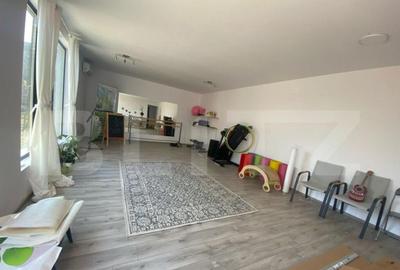 Casa individuala rezidentiala sau spatiu comercial, 6 camere - 3