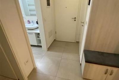 Apartament cu 2 camere decomandat în Tractorul - 2