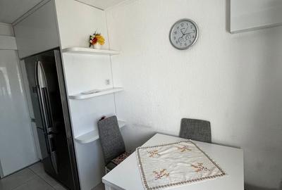 Apartament cu 3 camere decomandat în Micro 16 - 2
