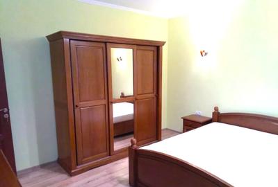 Apartament cu 3 camere decomandat, mobilat în Central - 3