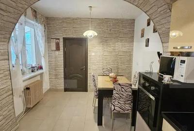 CASA CU VEDERE CATRE CASTELUL CORVINILOR EXCLUSIVITATE BLITZ COMISION 0% - 6